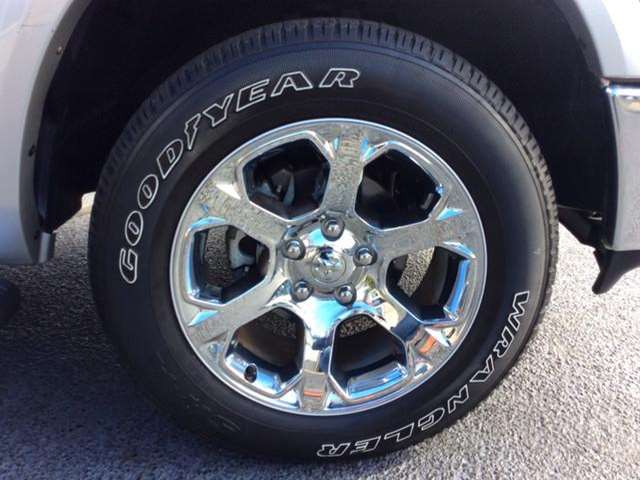 2014 RAM Ram Pickup 1500 4x4 Laramie 4dr Crew Cab 5.5 ft. SB Pickup